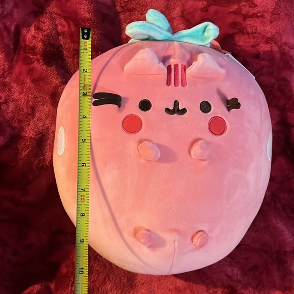 Pusheen strawberry plush - Picture 6 of 6